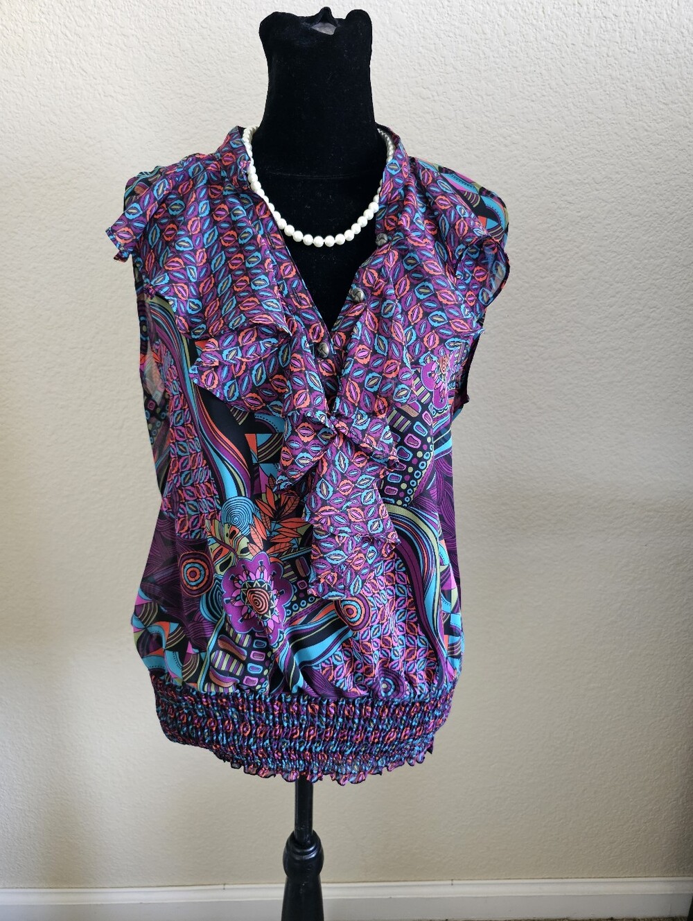4 Blouse Bundle - Picture 8 of 9